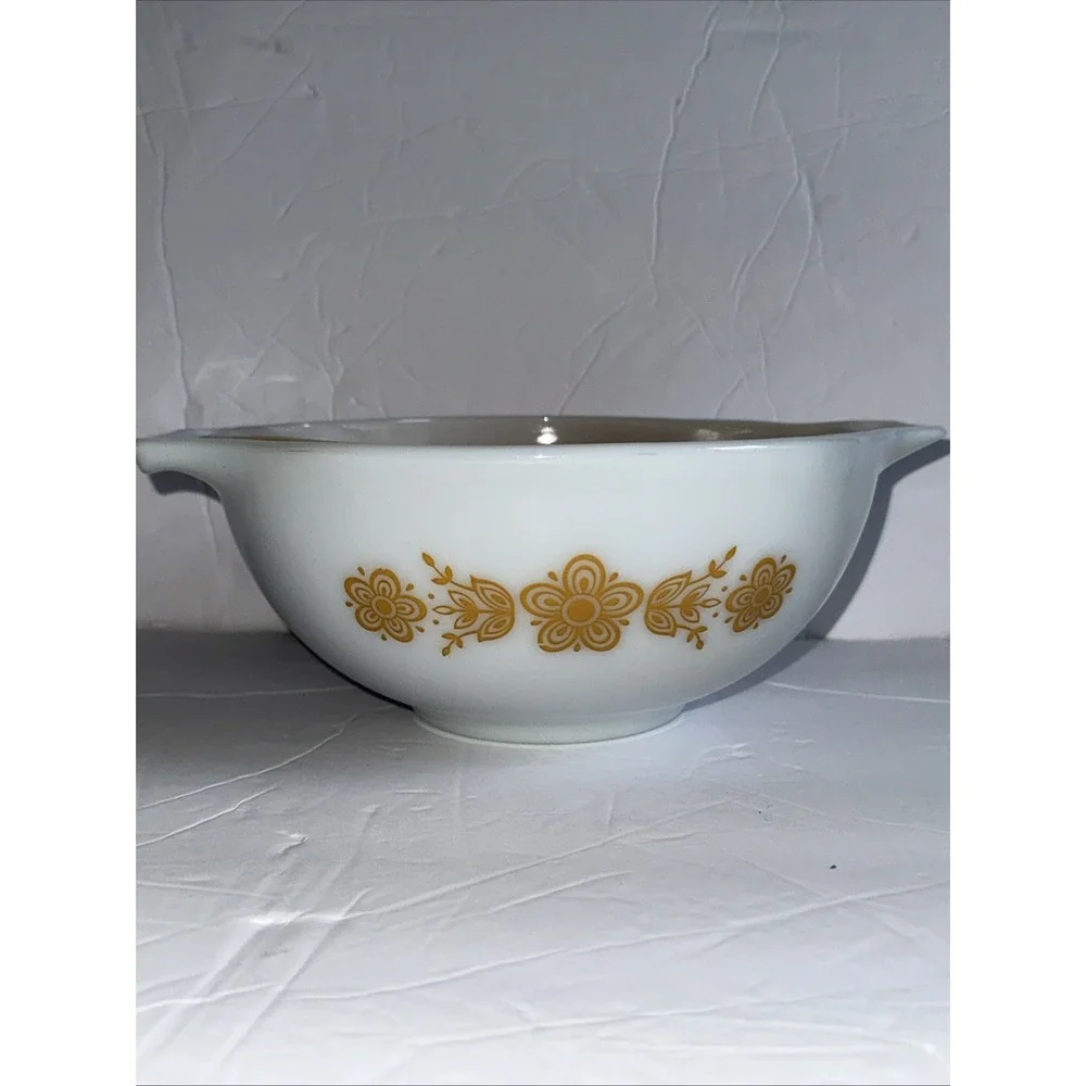 Vintage Pyrex Butterfly Gold 442 443 Cinderella Mixing Nesting Bowl Set